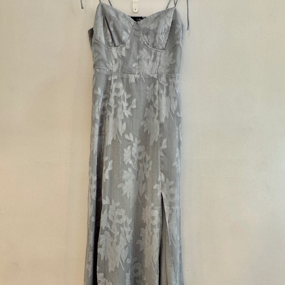 Lulu's Gray Floral Midi Dress